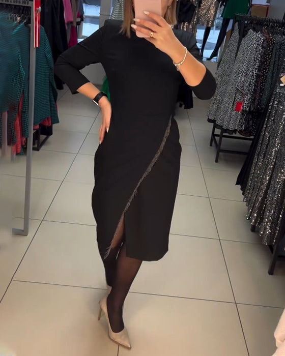 Rozcięta sukienka z okrągłym dekoltem