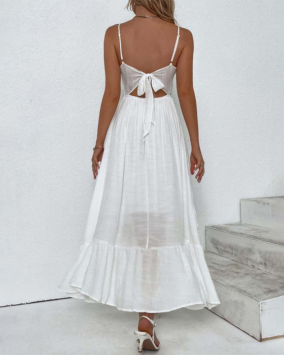 Elegancka sukienka z koronką w jednolitym kolorze