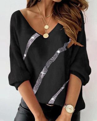 Top z długim rękawem z nadrukiem liter i piór