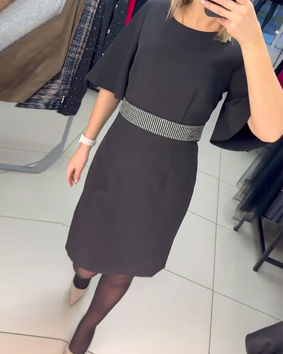 Sukienka Okrągły Dekolt Rozkloszowane Połowa Rękawów Talia