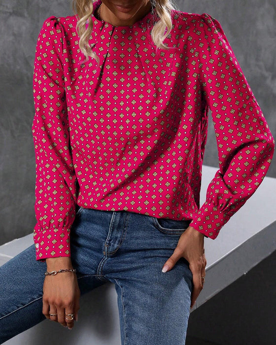 Bluzka w stylu vintage z nadrukami