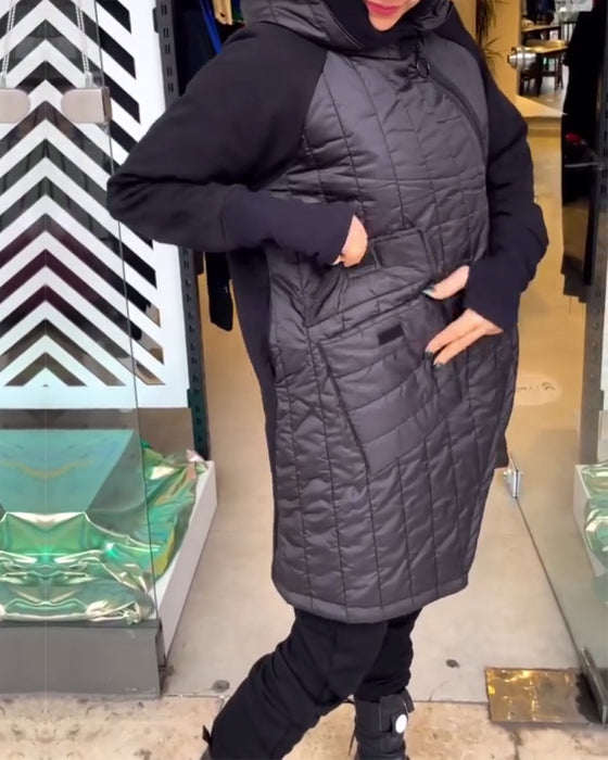 Płaszcz z kieszeniami i kapturem