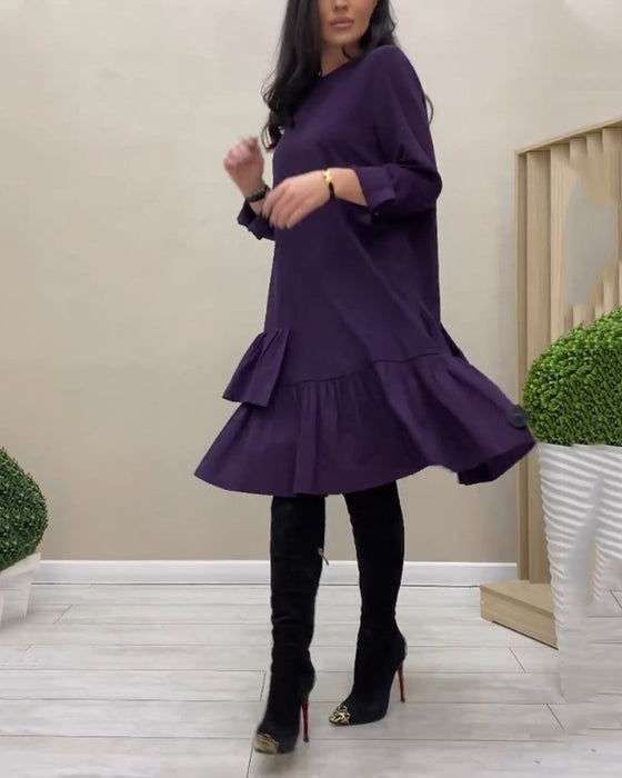 Sukienka z falbankami do kolan