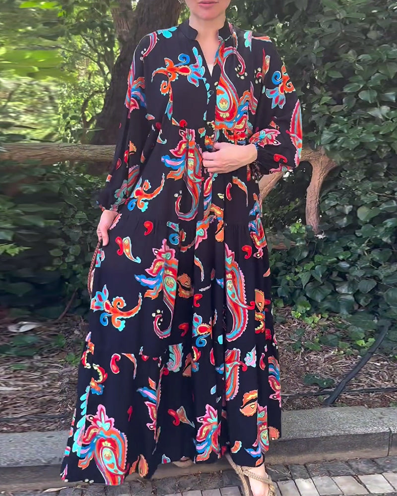 Sukienka z długim rękawem i nadrukiem w stylu vintage