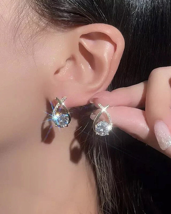 Wysokie kolczyki sztyfty z kamieniem