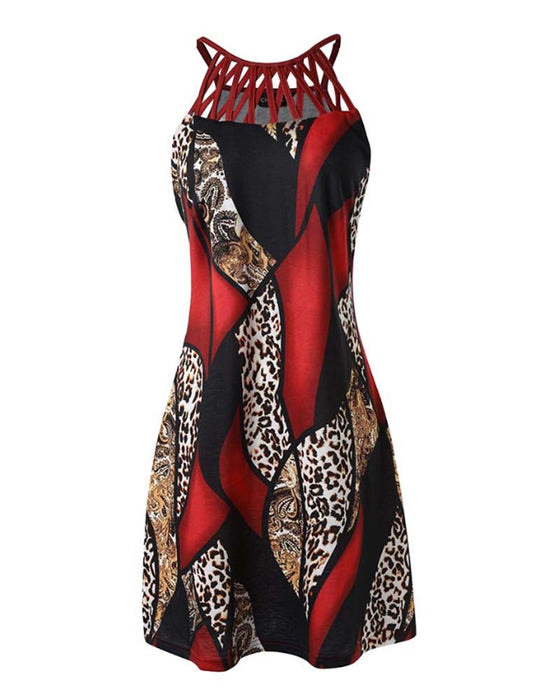 Sukienka w kontrastowym kolorze bez rękawów