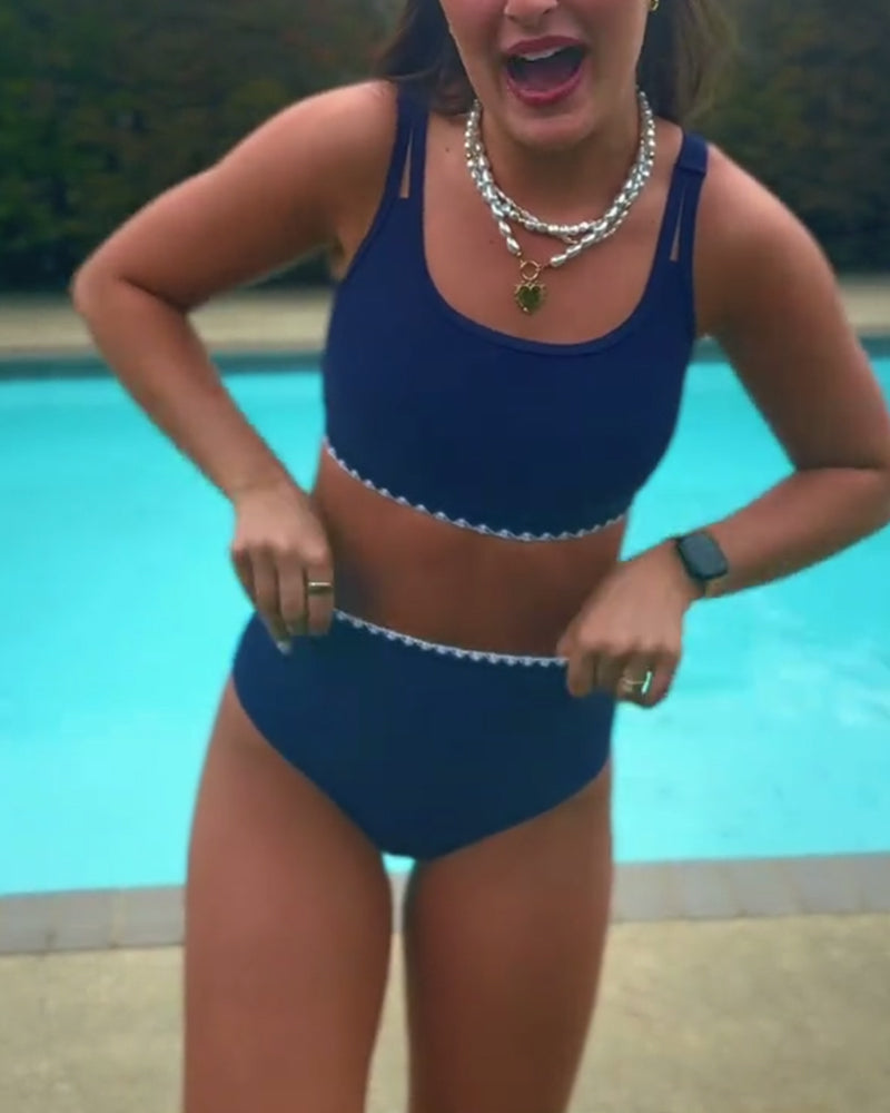 Bikini We Wzór Fal Wysoki Stan Kontrastowy Kolor