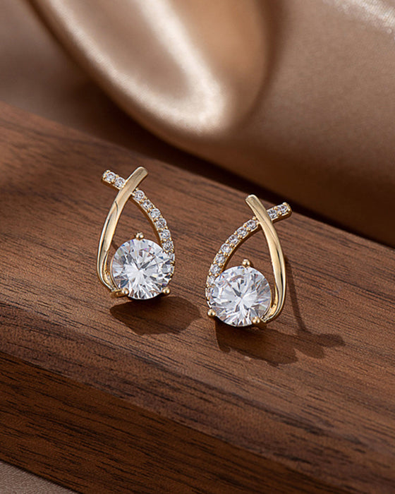 Wysokie kolczyki sztyfty z kamieniem