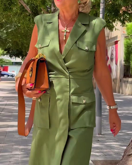 Sukienka casualowa w jednolitym kolorze, dopasowana, do kolan