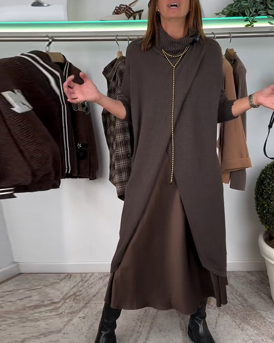Sweter z wysokim kołnierzem i rozcięciem