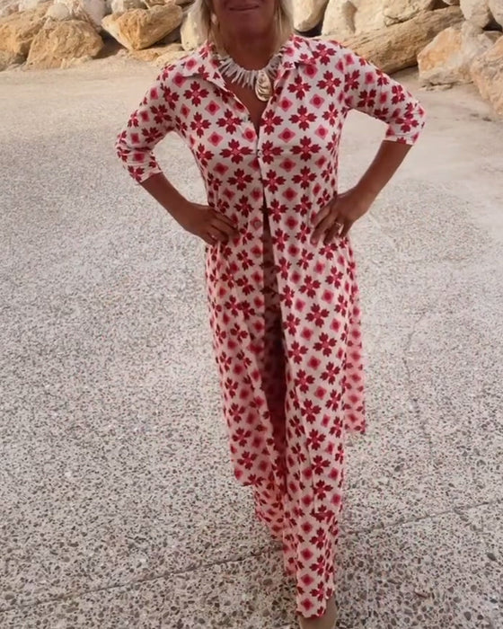 Modny dwuczęściowy komplet z nadrukiem