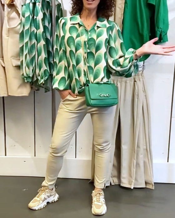 Bluzka z guzikami i nadrukiem