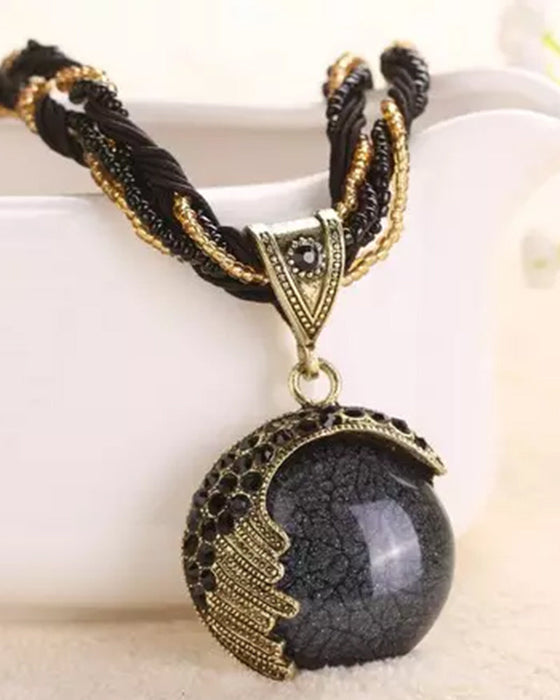 Ręcznie pleciony naszyjnik w stylu boho