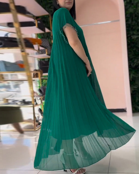 Sukienka z krótkim rękawkiem i zakładką