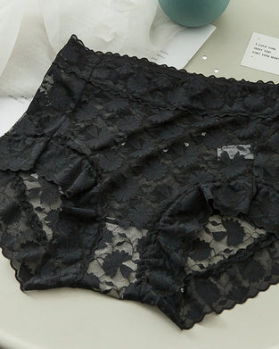 Koronkowe majtki z wysokim stanem