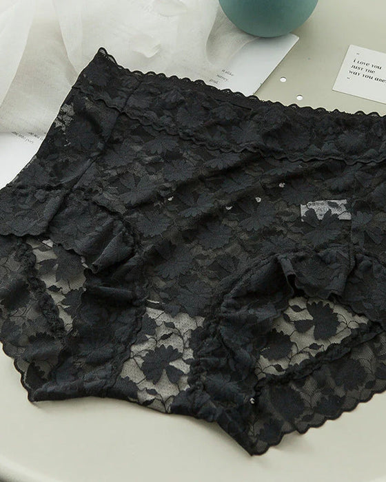 Koronkowe majtki z wysokim stanem