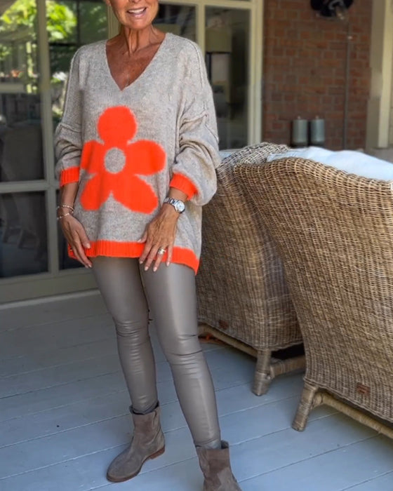 Sweter z dekoltem w kształcie litery V w kwiatowy wzór