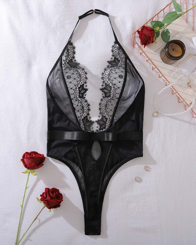 Przezroczysta Bieliżna Jednoczęściowa Z Odkrytymi Plecami I Wycięciami