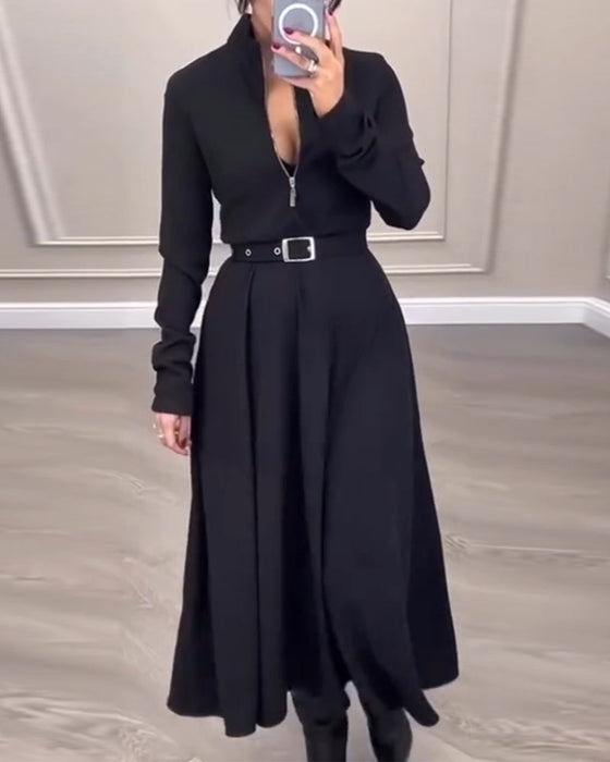 Sukienka ze stójką zapinana na zamek