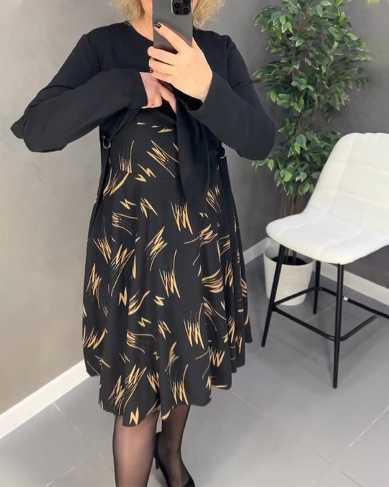 Sukienka z wstawkami i nadrukiem