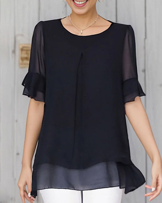 Jednokolorowy top z okrągłym dekoltem i falbankami na rękawach