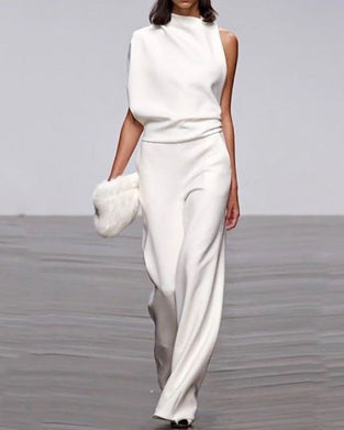 Elegancki kombinezon ze stójką