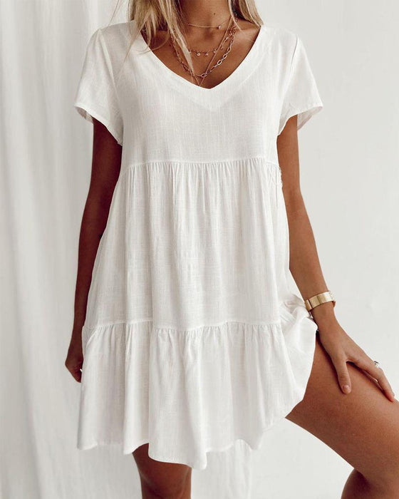 Sukienka z krótkim rękawem i dekoltem w serek