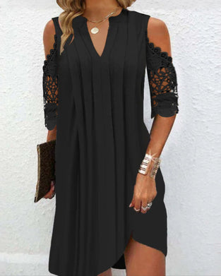 Elegancki sukienka z koronkowymi rękawami