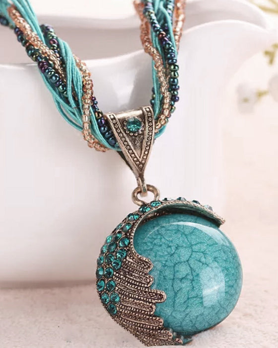 Ręcznie pleciony naszyjnik w stylu boho