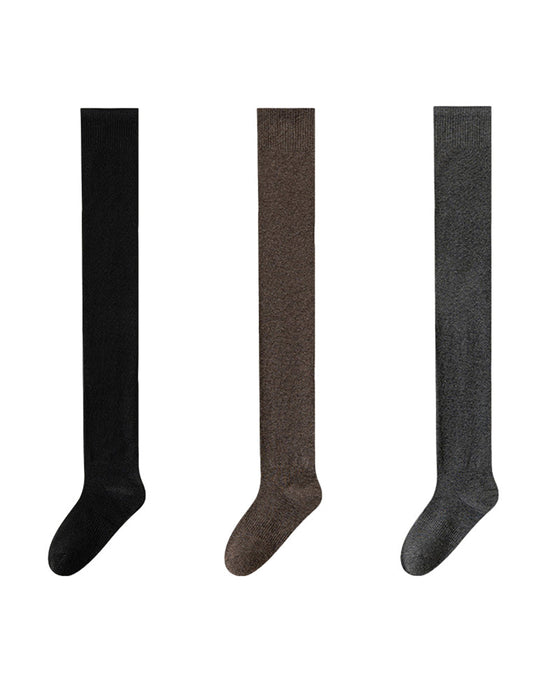 Pogrubione wysokie pończochy