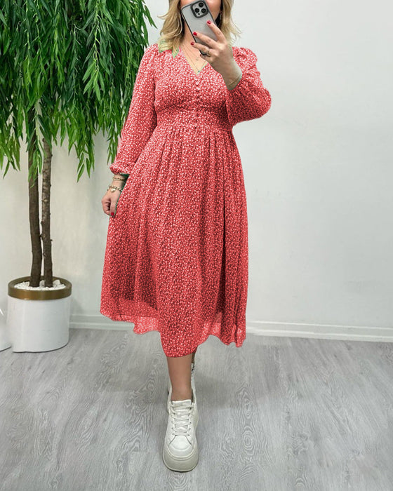 Elegancka sukienka zapinana na guziki