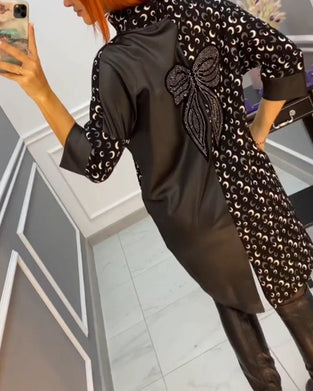 Casualowa sukienka z nadrukiem motyli