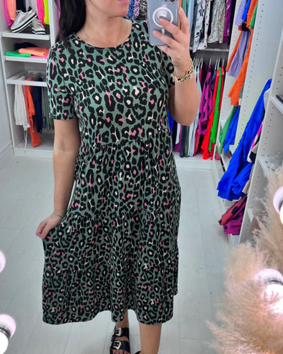 Elegancka sukienka w panterkę