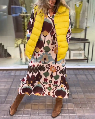 Sukienka z eleganckimi długimi rękawami