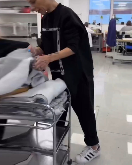 Modny luźny i wygodny zestaw bluza i spodnie