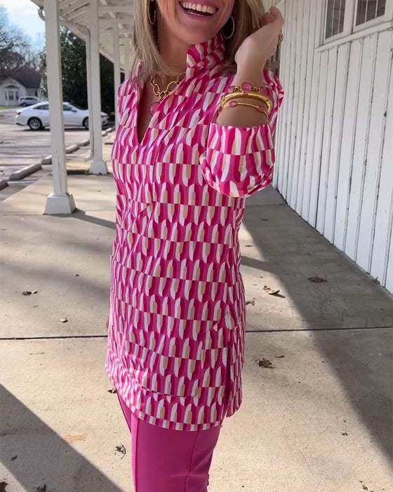 Bluzka ze stójką i rękawami z nadrukiem