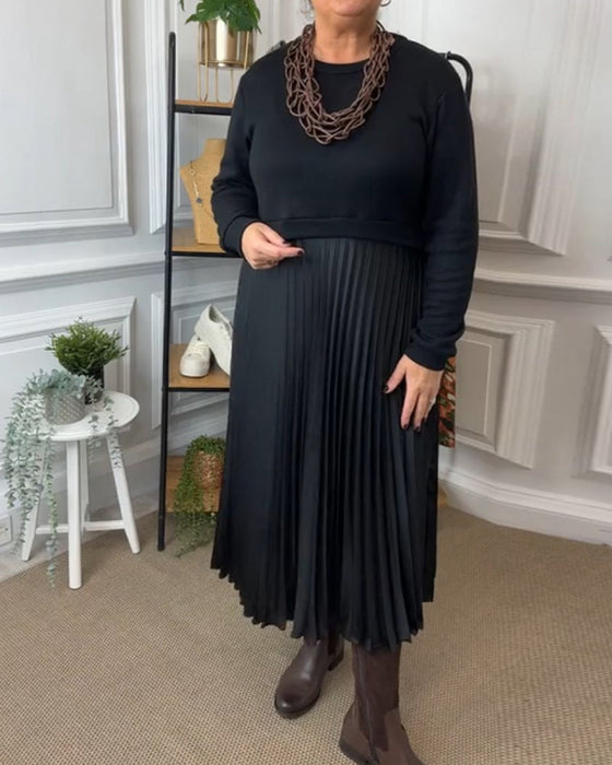 Elegancka sukienka z wstawkami i okrągłym dekoltem