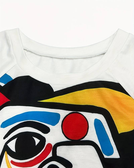 Bluzka z abstrakcyjnym nadrukiem