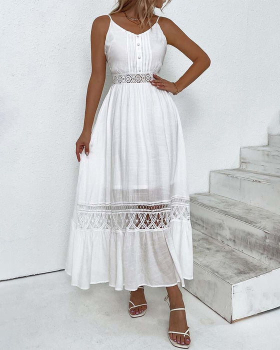 Elegancka sukienka z koronką w jednolitym kolorze