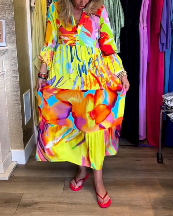 Rozkloszowana sukienka z nadrukiem