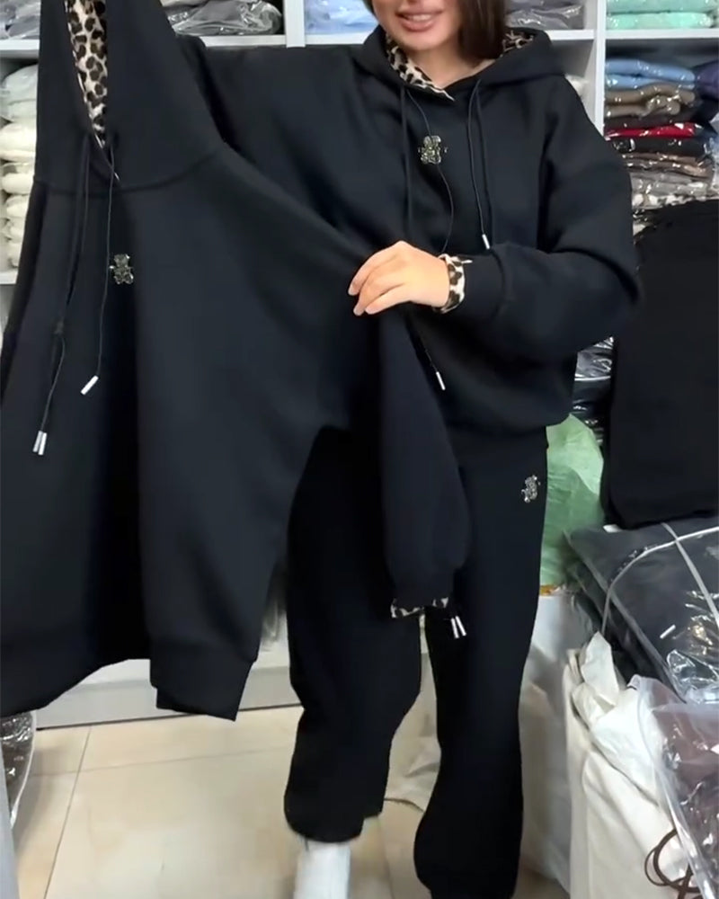 Zestaw Dwuczęściowy W Leopardzim Printcie Z Kapturem