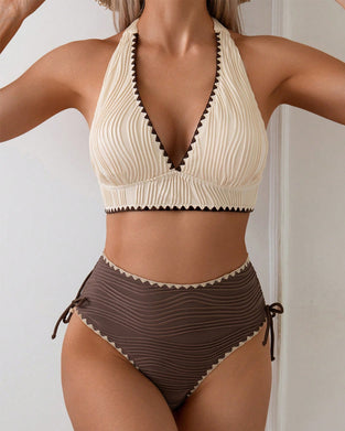 Bikini Set Dwuczęściowy z Halterem i Kontrastowym Designem