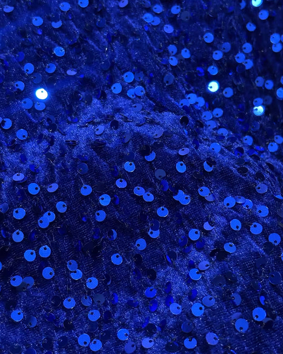 Sukienka bodycon z dekoltem w serek i patchworkiem