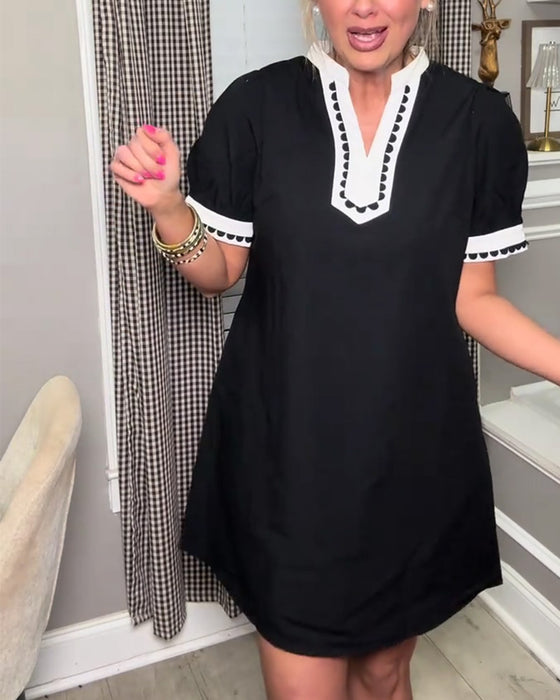 Sukienka Bańka Rękaw Blok Koloru Z Dekoltem W Szyję