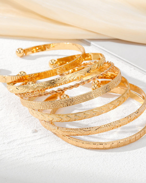 Zestaw bransoletek z sześcioramiennymi gwiazdkami, składający się z 7 sztuk