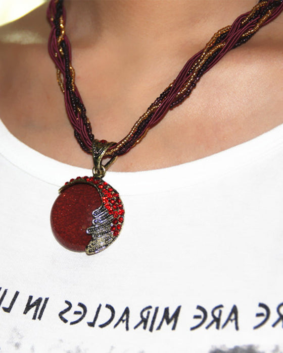 Ręcznie pleciony naszyjnik w stylu boho