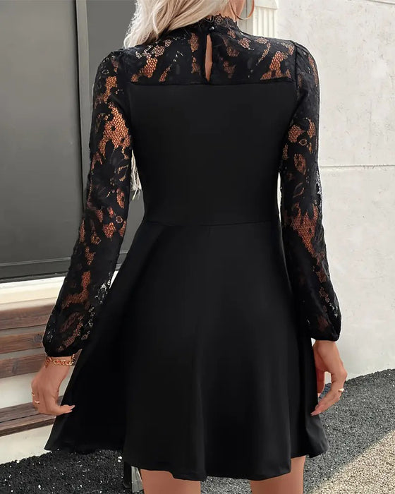 Sukienka elegancka koronkowa w jednolitym kolorze