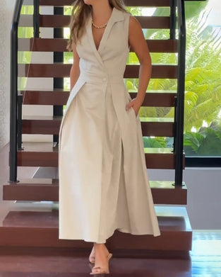 Elegancka sukienka w jednolitym kolorze bez rękawów