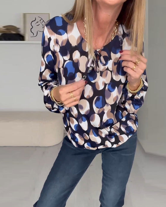 Elegancka bluzka na ramiączkach z nadrukiem