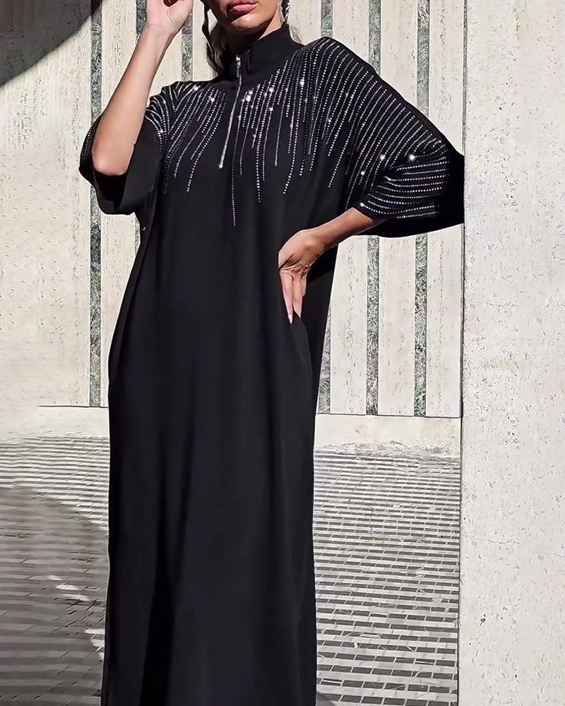 Sukienka casualowa z kołnierzykiem zapinanym na zamek i rozcięciem